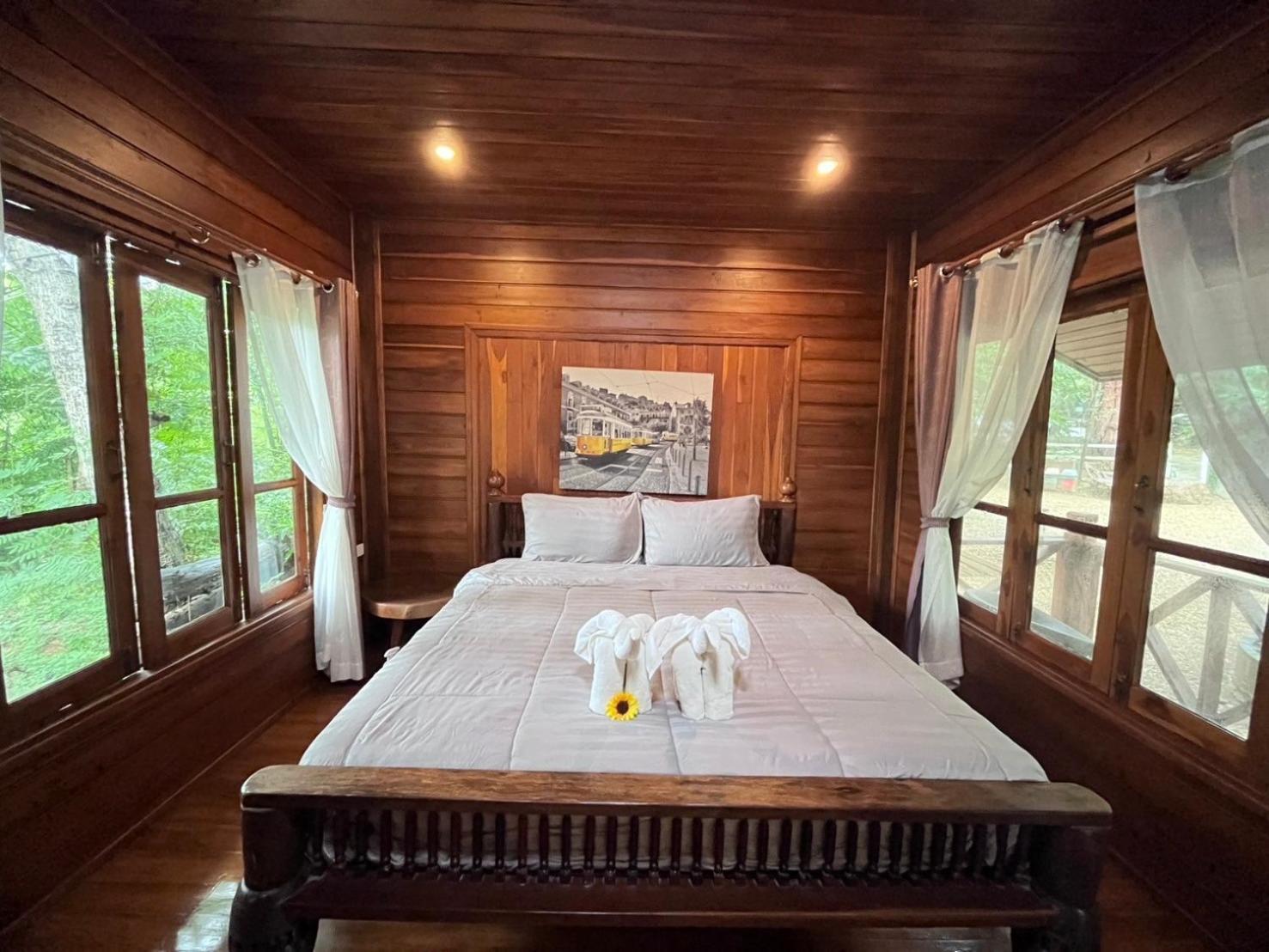 Denchai City Resort เด่นชัยซิตี้ รีสอร์ท Phrae Exterior photo